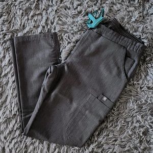 Figs graphite Yola pants in small petite